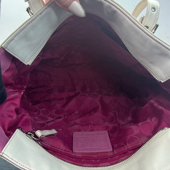 Coach Gallery Large Tote - Picture 8 of 11